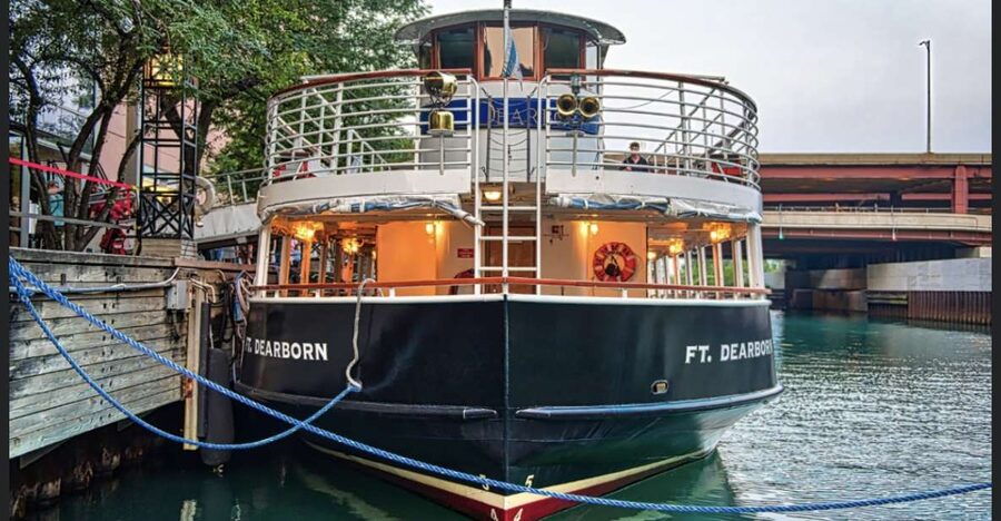 Chicago River: 1.5-Hour Guided Architecture Riverboat Tour - Why Chicago looks different from the river