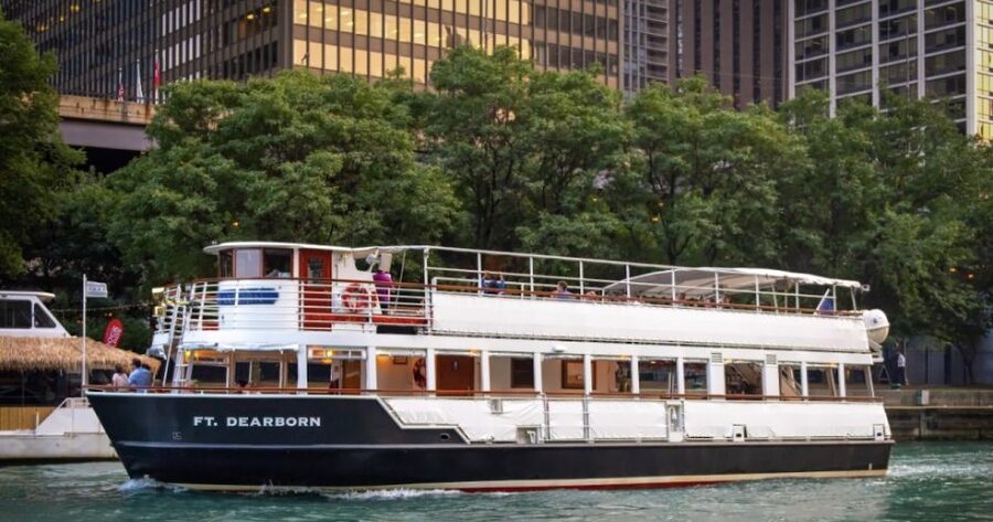 Chicago River: 1.5-Hour Guided Architecture Riverboat Tour - Boarding a classic 200-passenger boat