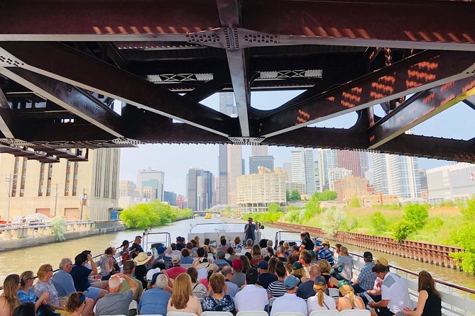 Chicago River 90-Minute Architecture Boat Tour - Merchandise Mart and Chicago’s working river