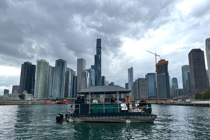 Chicago River Guided Ghost Tour - Why the Chicago River makes a good ghost tour