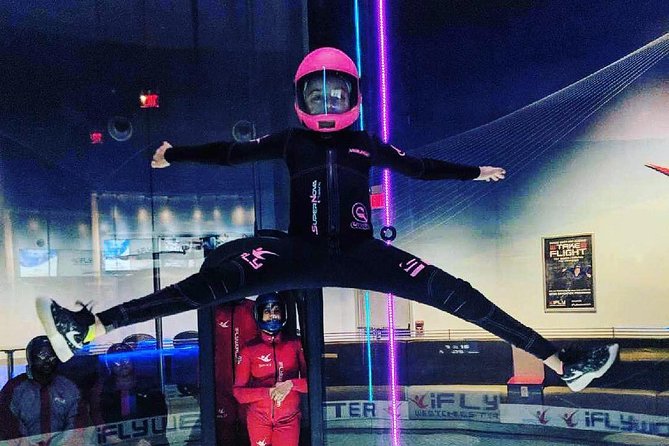 Chicago-Rosemont Indoor Skydiving with Two Flights - What to Wear and What to Leave Behind
