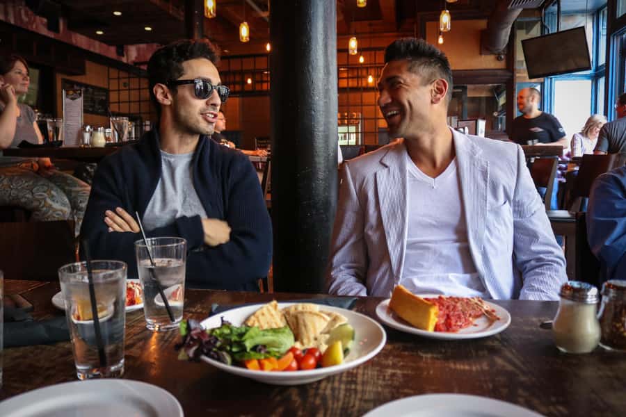 Chicago: Secret Food Tour - Deep dish pizza, Chicago’s edible engineering project