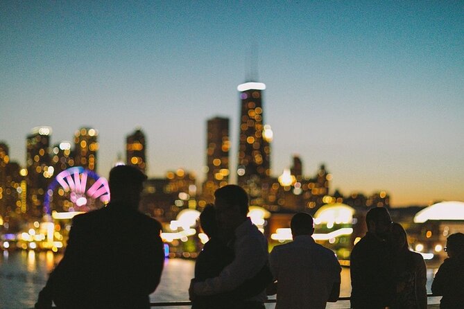 Chicago Signature Dinner Cruise on Lake Michigan - Adler Planetarium, Soldier Field, and Buckingham Fountain