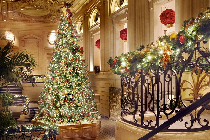 Chicago-Style Holiday Hike: Festive Food and Walking Tour - Deep dish at Lou Malnati’s