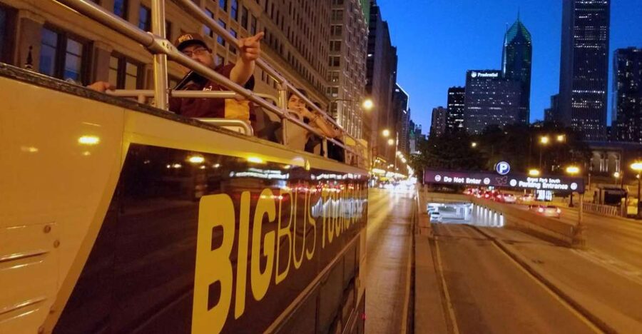 Chicago: Sunset Tour by Open-top Bus with Live Guide - Key points to know before booking