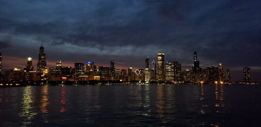 Chicago: Sunset Tour by Open-top Bus with Live Guide - Willis Tower and the downtown skyline