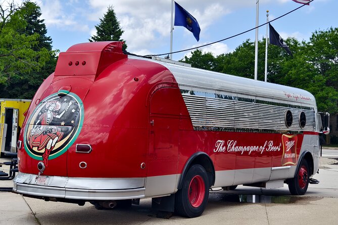 Chicago to Milwaukee Day Trip with Brewery Tour & City Highlights - Harley-Davidson Museum: 90 minutes of American motorcycle culture