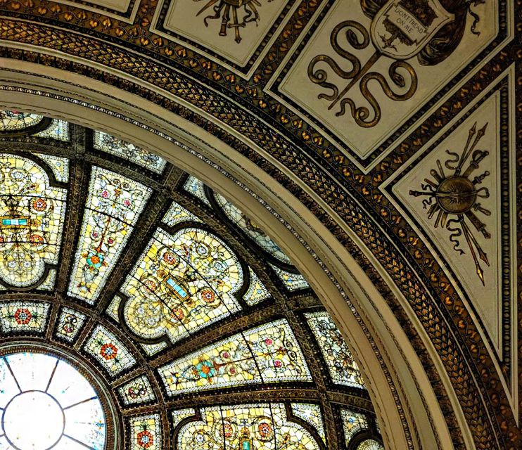 Chicago: Underground Pedway & Downtown Secrets Walking Tour - Why the guide matters so much