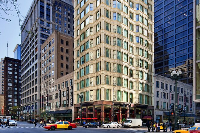 Chicago Walking Tour: Connecting Past and Present - Daley Center and the civic side of downtown