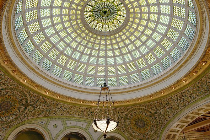 Chicago Walking Tour: Historic Treasures of Chicago - Starting inside the Chicago Architecture Center