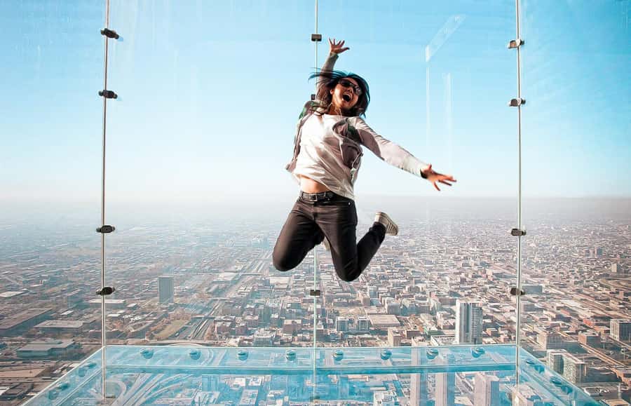 Chicago: Willis Tower Skydeck and The Ledge Ticket - Starting at Willis Tower on South Wacker Drive