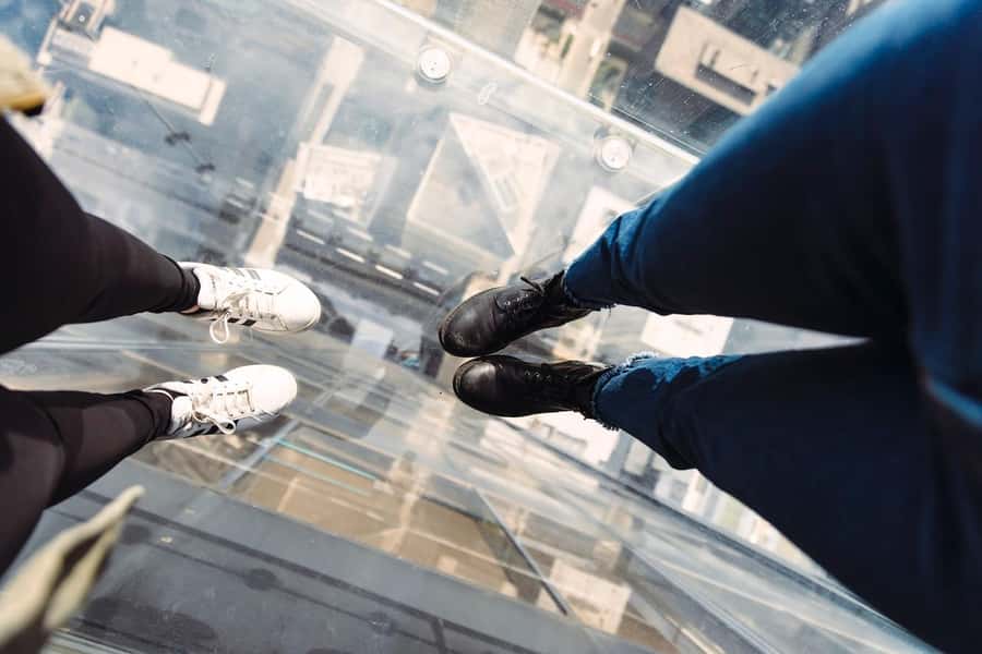 Chicago: Willis Tower Skydeck and The Ledge Ticket - Reading Chicago from the 103rd floor
