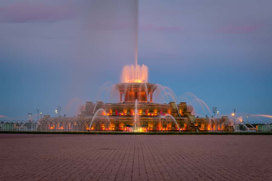 Chicago: Wind and Souls Adults Only Guided Ghost Tour - The Iroquois Theatre fire gives the night its weight