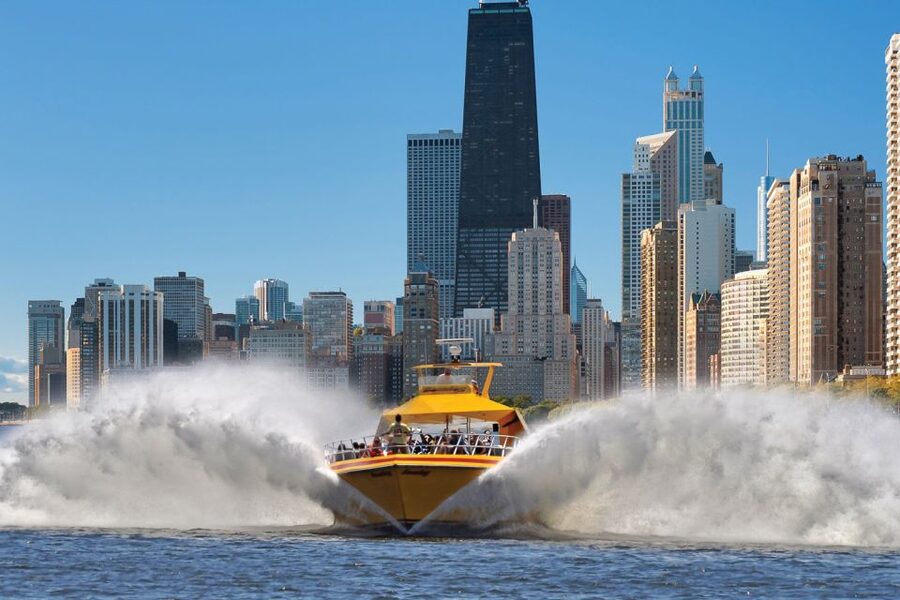 City Cruises Chicago: 75-min Speedboat Architecture Cruise - The modern river canyon: Wacker Drive and Willis Tower