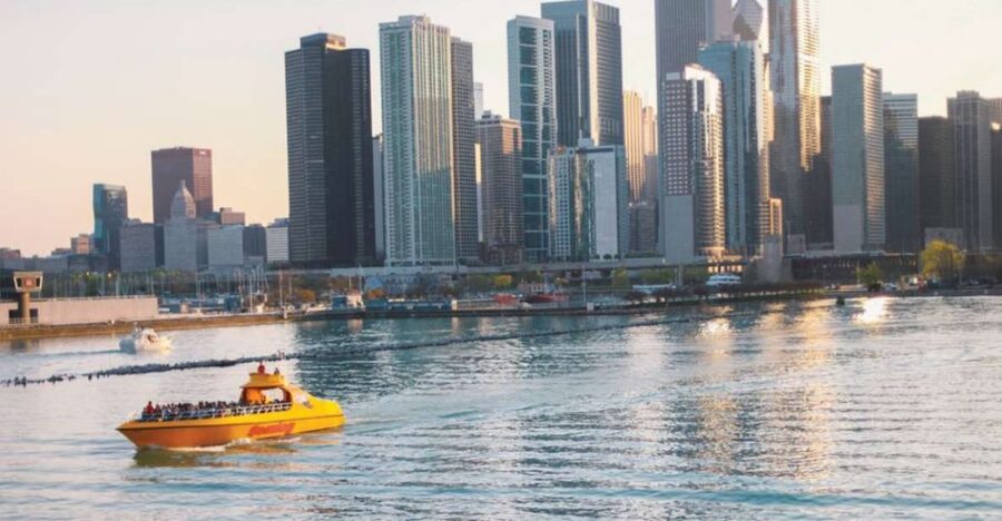 City Cruises Chicago: 75-min Speedboat Architecture Cruise - Buckingham Fountain, Grant Park, and the Museum Campus