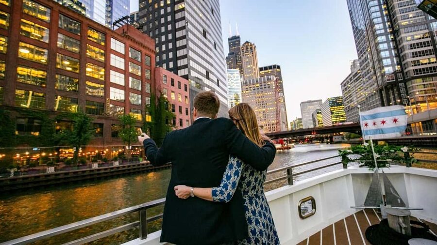 City Cruises Chicago: Brunch, Lunch, or Dinner River Cruise - Practical advice for a smoother cruise