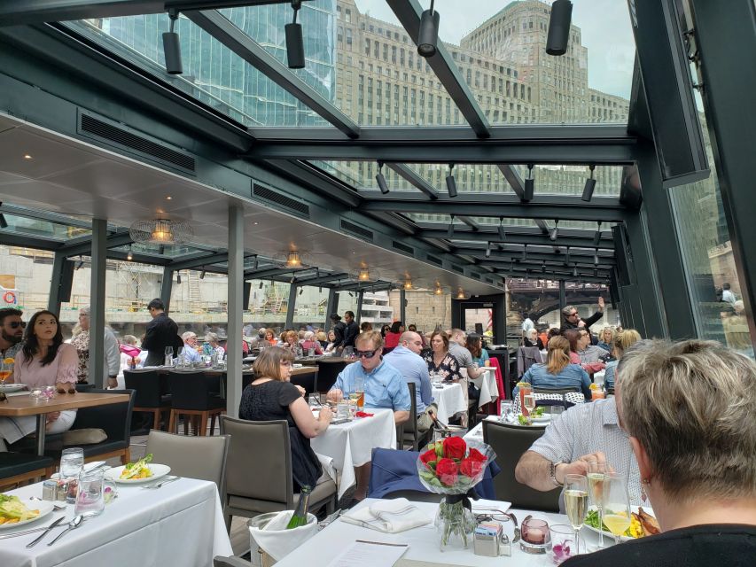 City Cruises Chicago: Brunch, Lunch, or Dinner River Cruise - Returning north toward Navy Pier