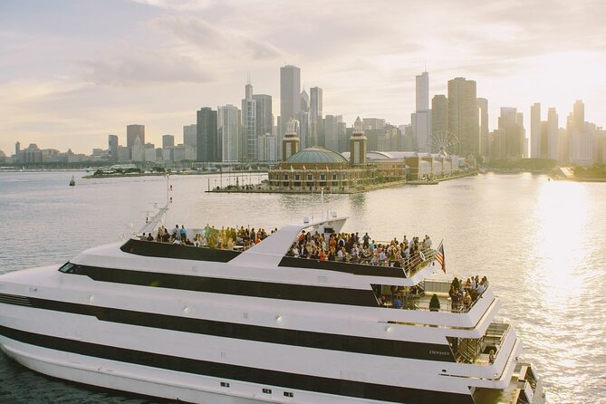 City Cruises: Chicago Fireworks Premier Dinner Cruise - Boarding at Navy Pier, with little room for lateness