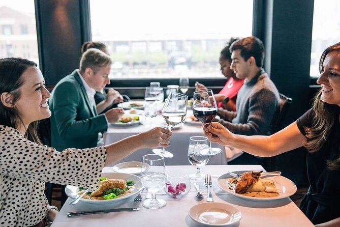 City Cruises: Chicago Fireworks Premier Dinner Cruise - What dinner is really like