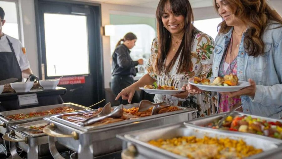 City Cruises Chicago: Lake Michigan Lunch or Dinner Cruise - FAQ
