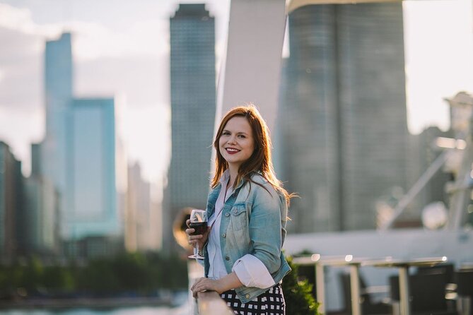 City Cruises Chicago: Premier Lake Michigan Brunch Cruise - Cruising in and out of Navy Pier