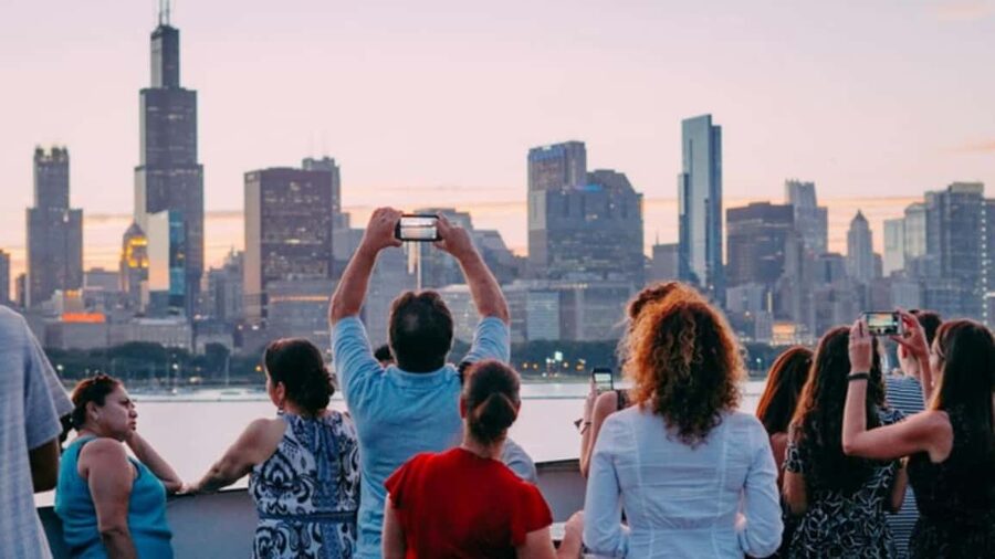 City Cruises Chicago: Premier Lunch or Dinner Cruise - Key points to know before booking
