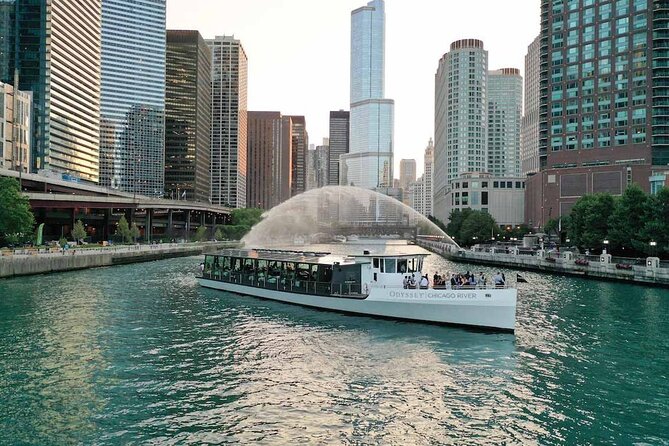 City Cruises Chicago: Premier Plus Brunch Cruise on Chicago River - Willis Tower and the changing skyline