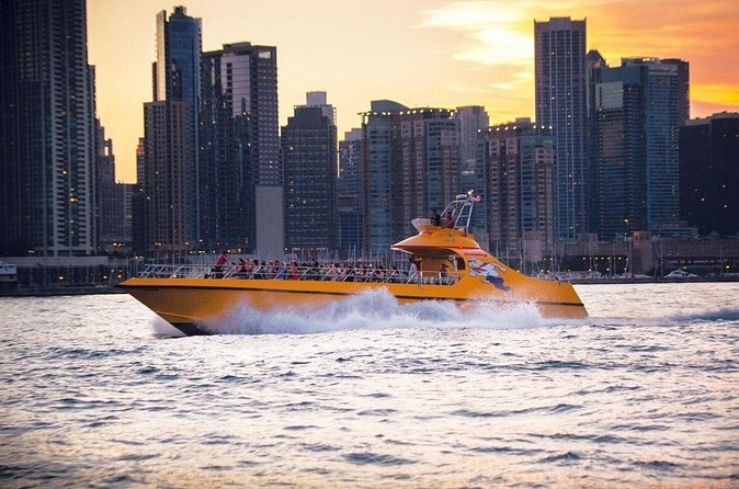 City Cruises Chicago: Seadog Fireworks Cruise - The guides and the feel of the ride