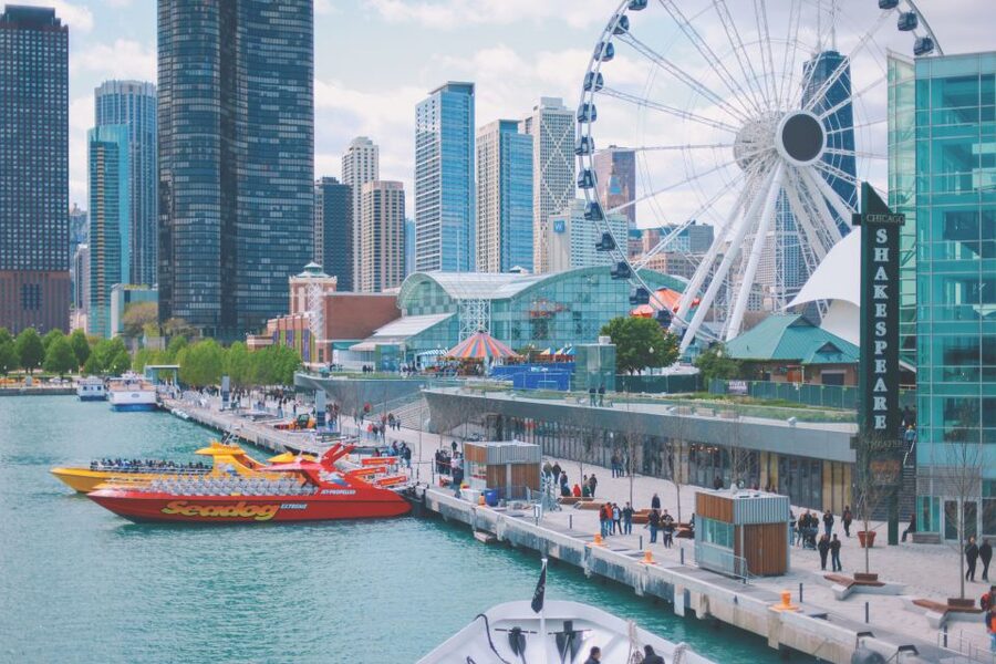 City Cruises Chicago: Seadog Lakefront Speedboat Ride - Family comfort, access, and safety