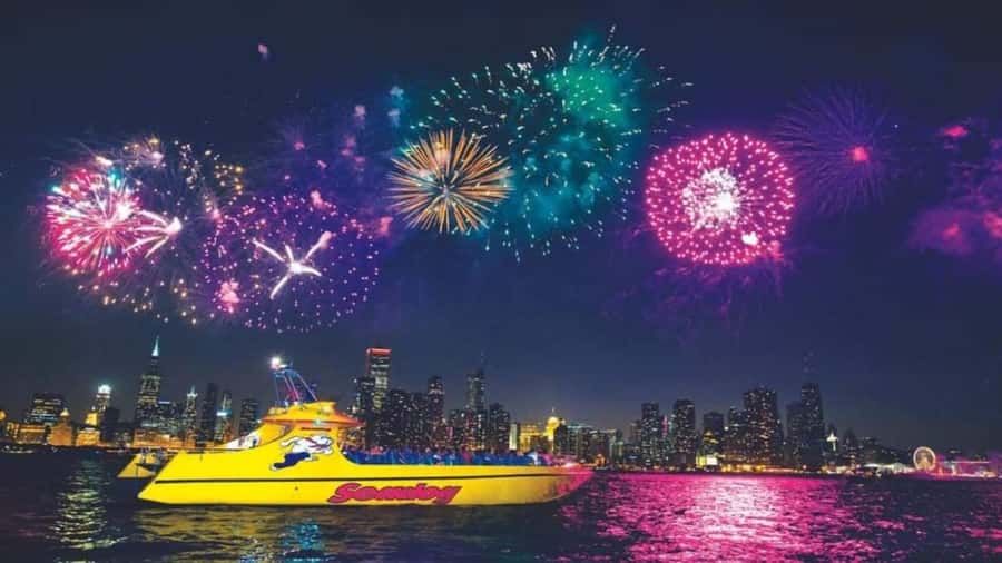 City Cruises Chicago: Seadog Speedboat Lake Firework Cruise - Fireworks framed by Chicago’s skyline