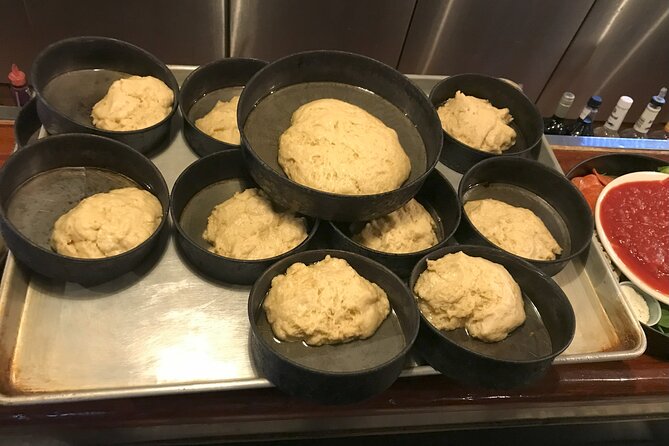 Deep Dish Cooking Class at Pizzeria Uno in Chicago - The restaurant story adds useful context