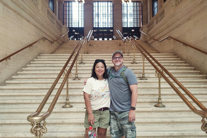 Downtown Chicago TV and Movie Sites Guided Walking Tour - Harold Washington Library and Ocean’s 11