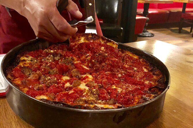 Downtown Chicago Walking Pizza Tour - Who will enjoy this most?
