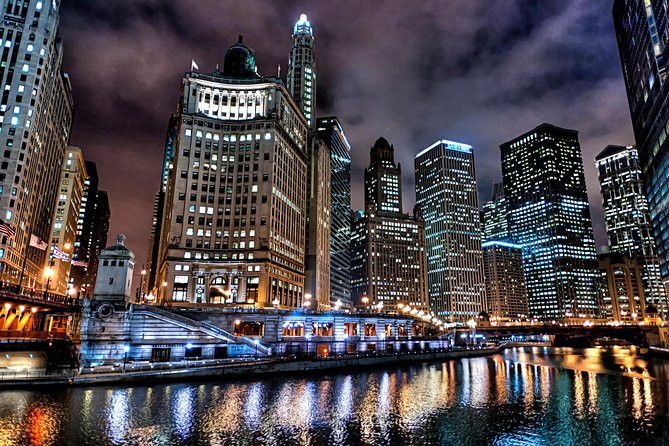 Fright Hike: Chicago Halloween Bike Tour - Grant Park, Museum Campus, and H.H. Holmes