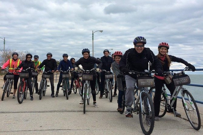 Fright Hike: Chicago Halloween Bike Tour - Lake Michigan and the ride back to Streeterville