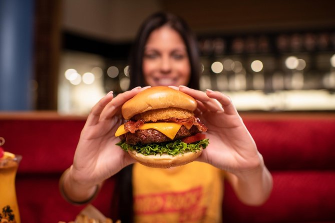 Hard Rock Cafe Chicago - What Arrives at the Table