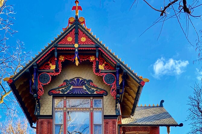 Historic Homes and Cottages of Wicker Park Walking Tour - Mansions, landmarks, and the wider Wicker Park story