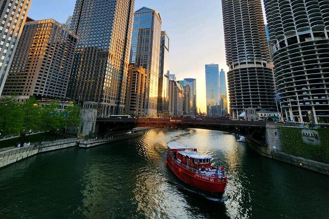Historical and Architectural Chicago Fireboat River & Lake Cruise - Crossing Lake Michigan before the river