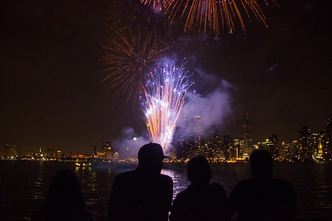 Lake Michigan Fireworks Cruise in Chicago - Through the Chicago Lock and onto open water