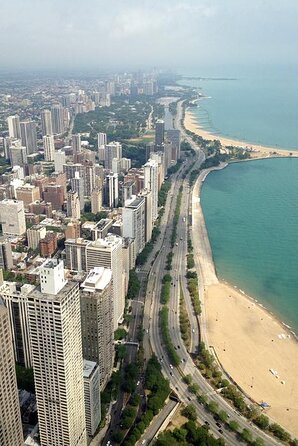 Lake Michigan Skyline Cruise in Chicago - The buildings and landmarks you will see