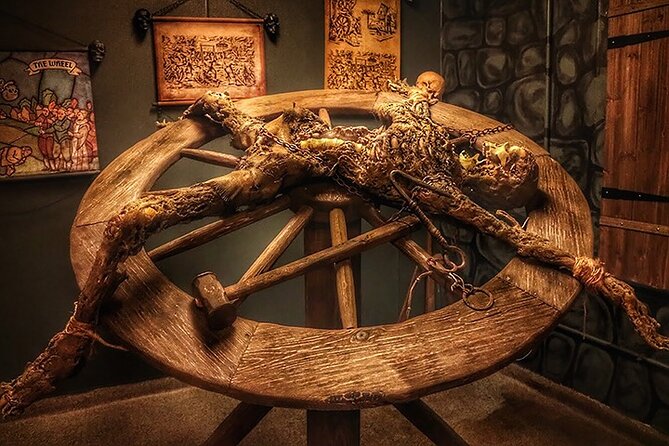 Medieval Torture Museum Ticket with Audio Guide and Ghost Hunting - Why the audio guide matters