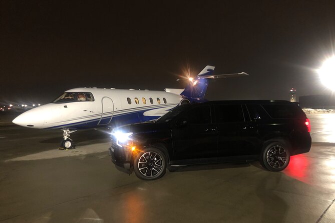 Meet and Greet Private SUV Transfer from ORD to Downtown Chicago - Allow Plenty of Time for Your Departure