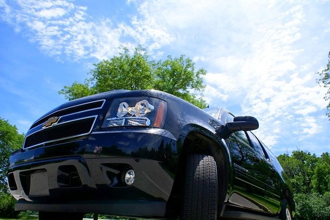 O'Hare Airport Transfer to Chicago, Curbside - Luxury SUV - Why the private format can be worth $160