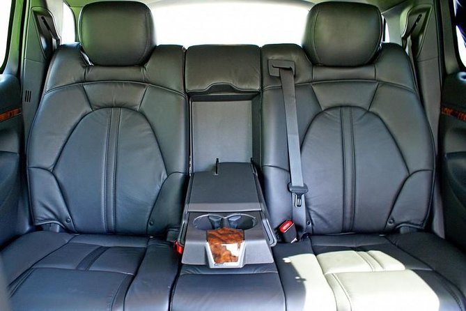 O'Hare Airport Transfer to Chicago, Sedan, Curbside - Top Rated - Booking details worth handling early