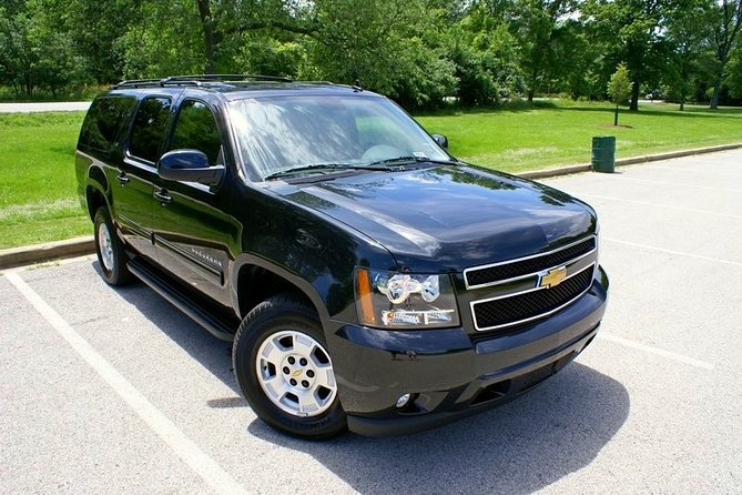O'Hare Airport Transfer to Chicago with Inside Meet - Luxury SUV - Service quality: strong courtesy, one clear warning
