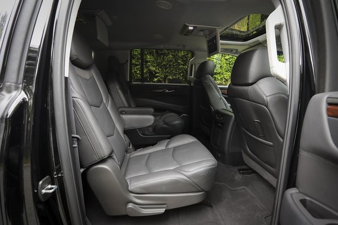 One-Way Private Airport Transfer by Sedan - Comfort inside the private sedan