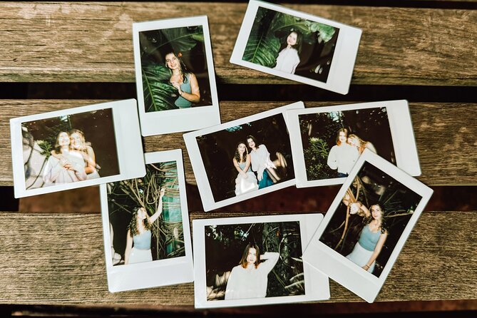 Photo Shoot in Chicago’s Urban Jungle Garden - A tropical photo studio inside Lincoln Park