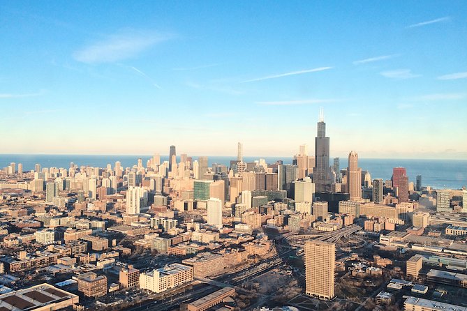 Private 45-Minute Chicago Skyline Helicopter Tour - Lake Michigan and the Centennial Wheel