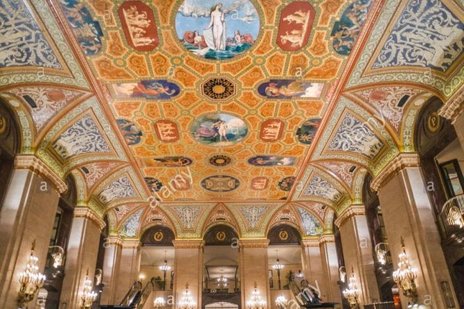 Private Al Capone Gangster Tour in Chicago - Private transport makes the route easier