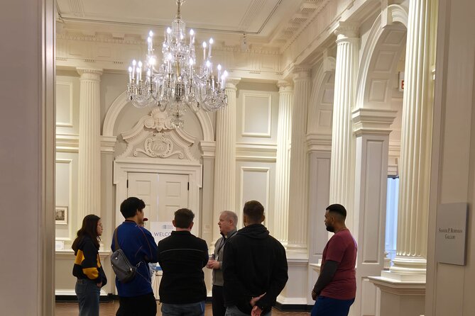 Private Chicago History Museum Tour - Vintage fashion, photographs, and museum scenes